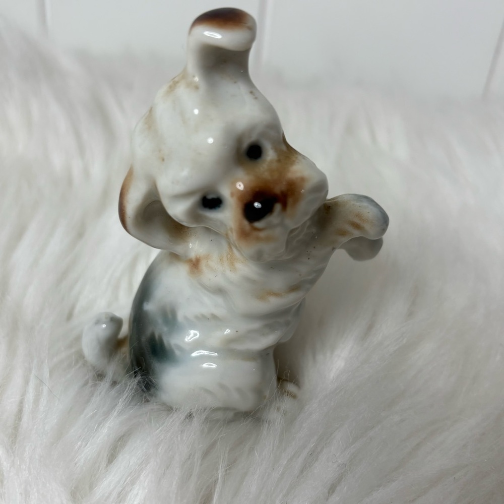 Vintage Sitting Up Dog Figurine Made in Japan Gray, White & Brown 3.5" Tall